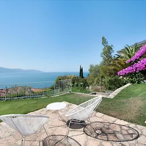 Villa Gargnano Апартаменты Гарньяно